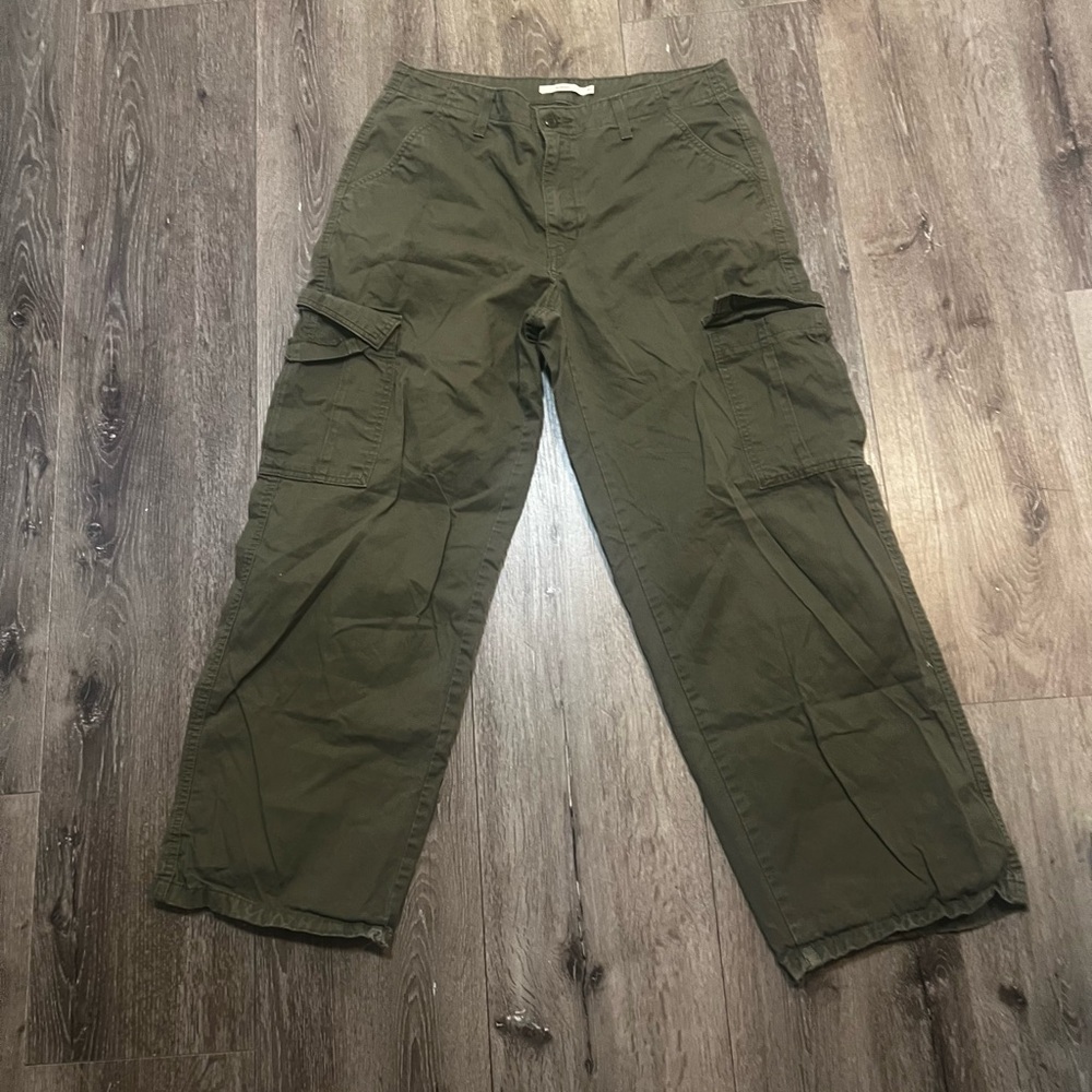 Women’s Olive Cargo Pants